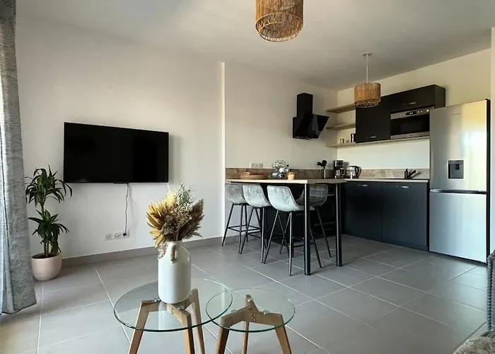 Apartmán Bel T2 Proche Centre-ville Et Port